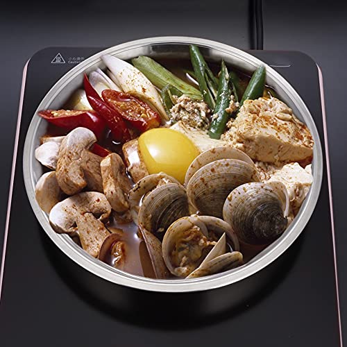 ASWRTYJO 7-Piece Set: stainless steel bowls with lids and strainer, versatile for washing, mixing, and cooking.