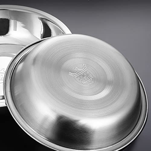 ASWRTYJO 7-Piece Set: stainless steel bowls with lids and strainer, versatile for washing, mixing, and cooking.