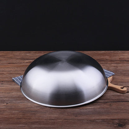 4-Piece Pots & Bowls Set: stainless steel cookware set, suitable for mixing, baking, and serving tasks.